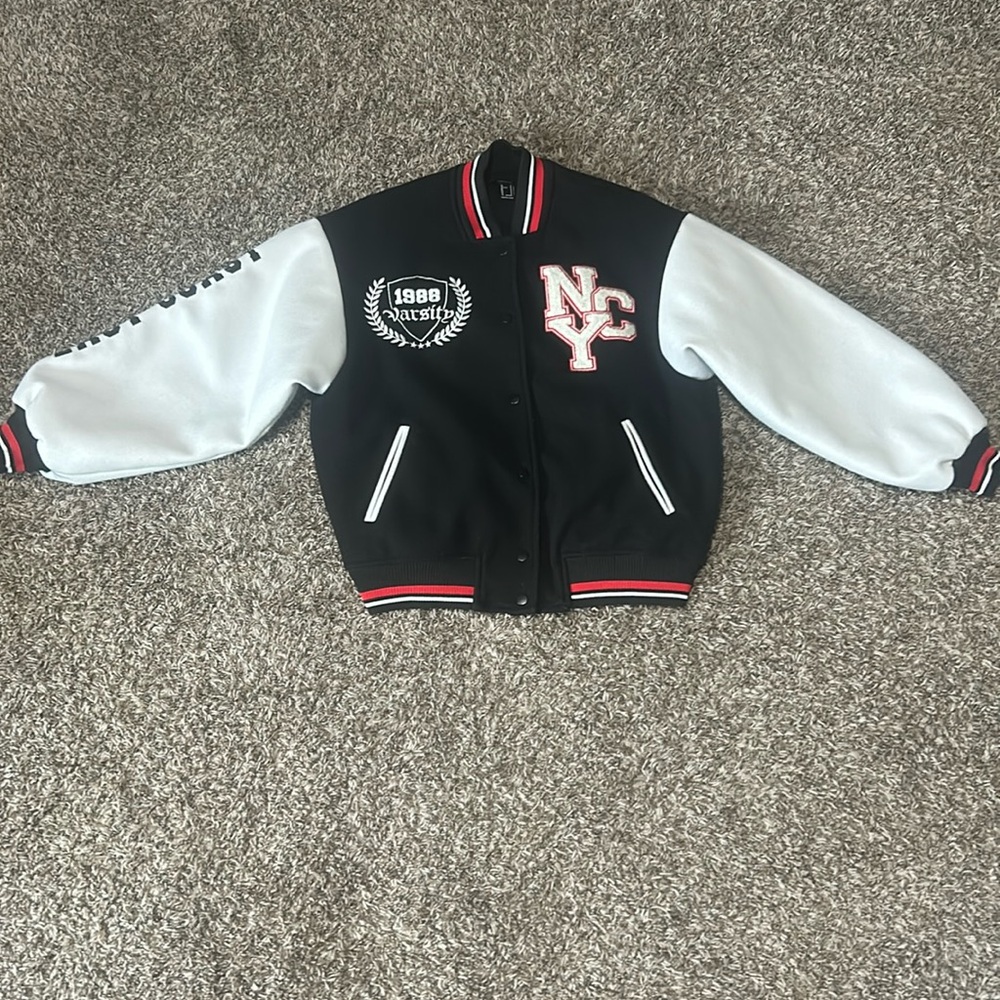 Forever 21 variety bomber jacket. Size is small in men’s, only worn a few times